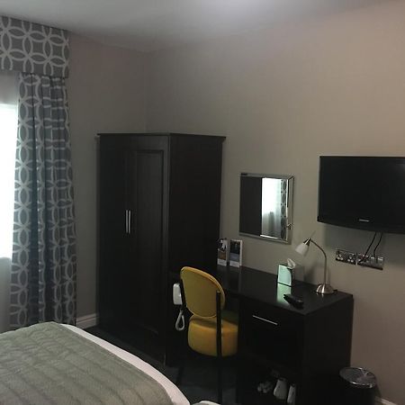 Stafford South Hatherton Hotel بينكريدج المظهر الخارجي الصورة