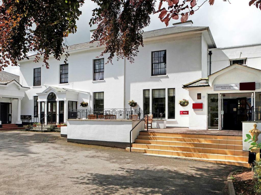 Stafford South Hatherton Hotel بينكريدج المظهر الخارجي الصورة