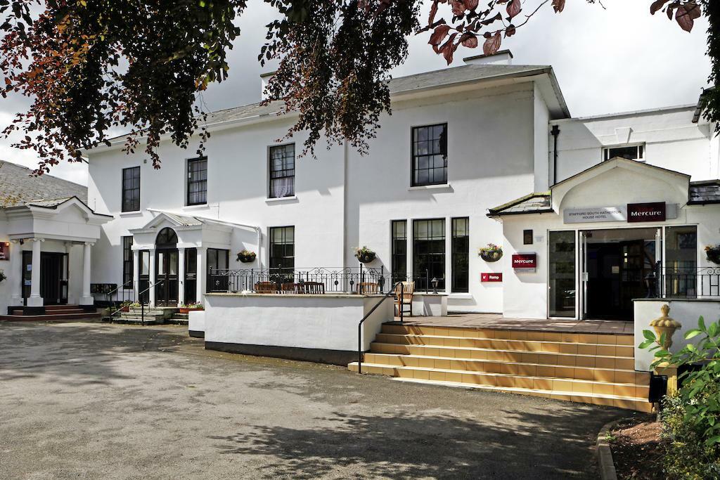 Stafford South Hatherton Hotel بينكريدج المظهر الخارجي الصورة